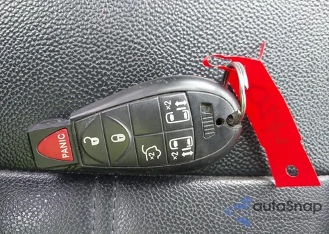 2016 Chrysler Town & Country Touring из США, поврежденный, VIN 2C4RC1BG7GR222002